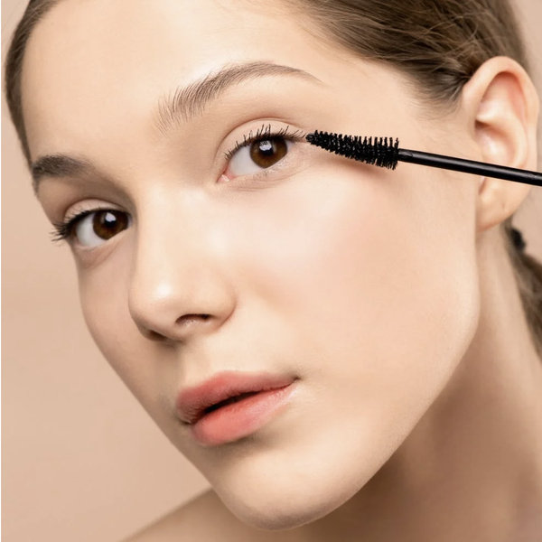 How To Apply Mascara To Lengthen Lashes Jane Iredale UK